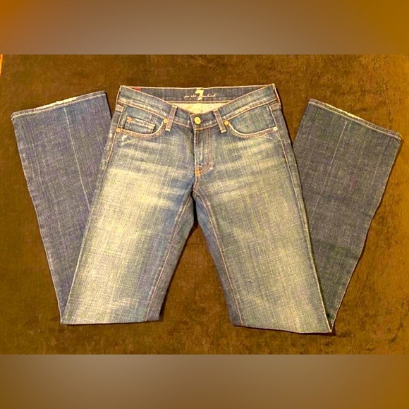 SOLD***7 for all man kind women’s bootcut jeans. - Picture 1 of 3